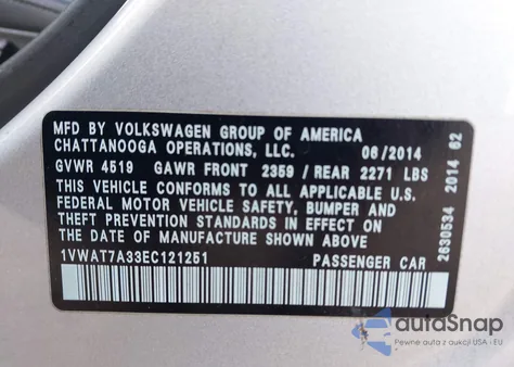 2014 Volkswagen Passat 1.8T Wolfsburg Edition z USA, uszkodzony, nr VIN 1VWAT7A33EC121251